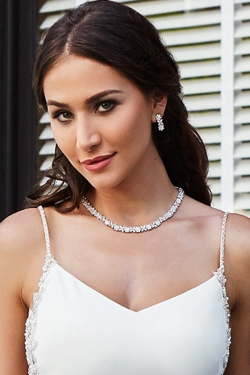 Amabelle Necklace and Earring Set Model
