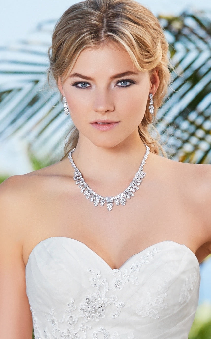 Leizia Earrings on Model wearing Phoebe Gown KKC