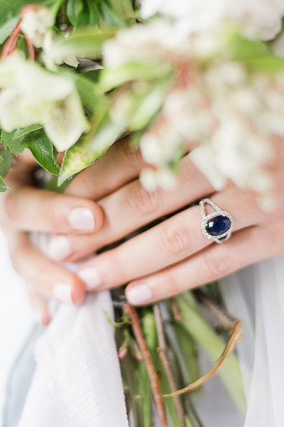 ENGAGEMENT PARTY JEWELRY TIPS
