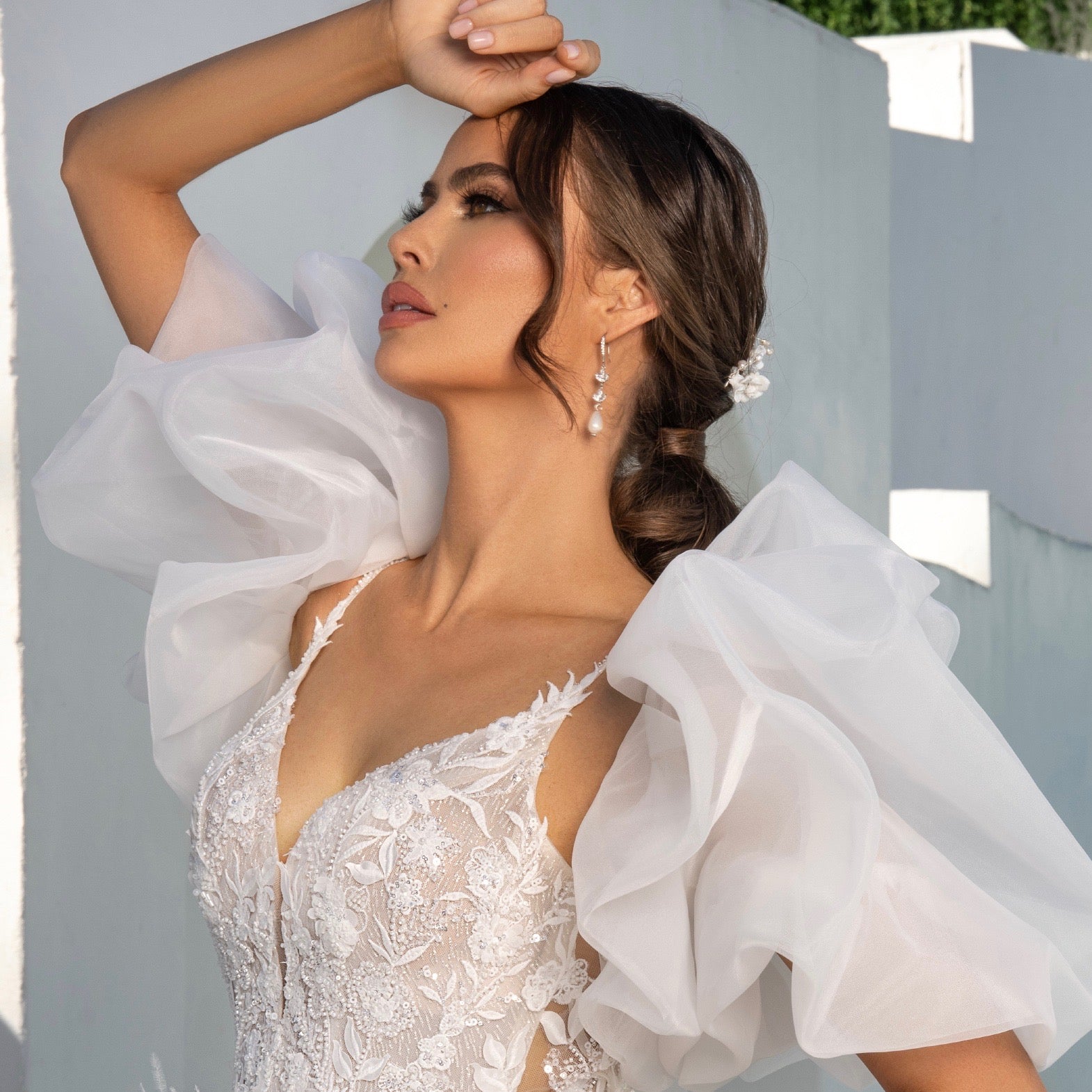 Abril Floral Pearl Dangle Earrings