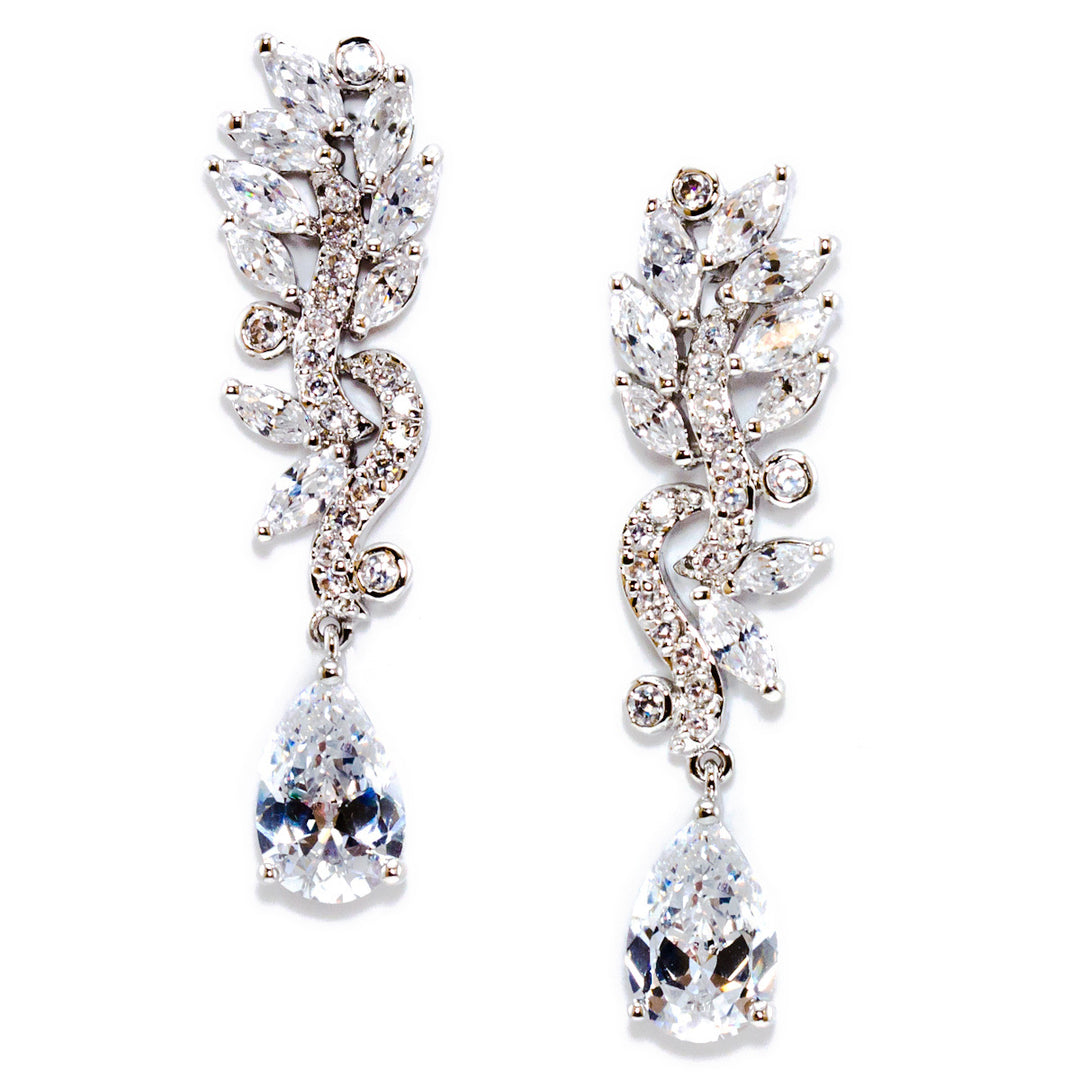 [LLOYD] 韓国ブランド☆L-CARAT Fancy Cut Earring ZAKOL Elegant Famous Brand Design Leaf Shape Zirconia