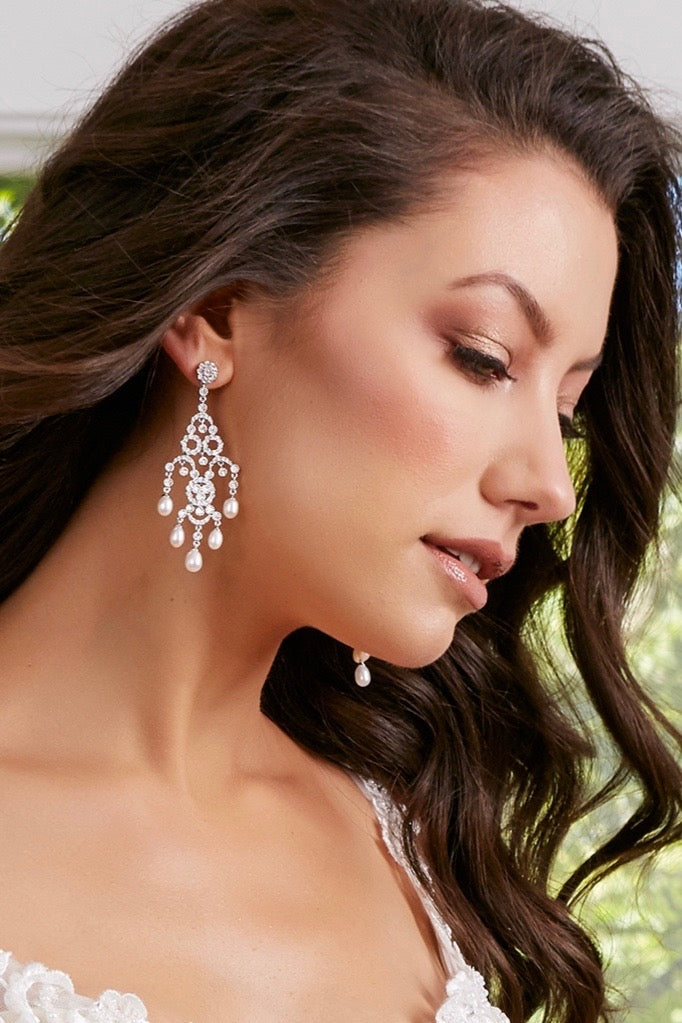 Chandelier bridal earrings top